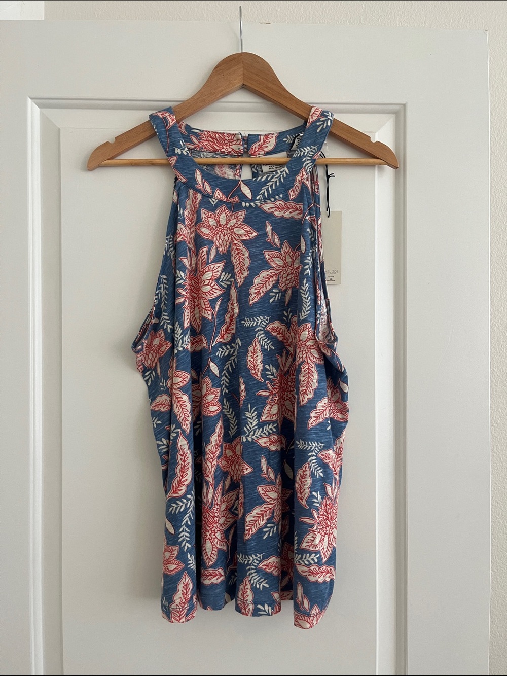 Rachel Zoe Blue Red Floral Halter Tank with Paisley Motif Linen Blend Breathable